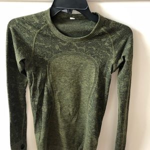 lululemon athletica Green Long Sleeve Top